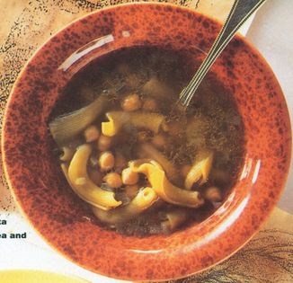 Chick pea and pasta soup (Minestra di pasta e ceci)