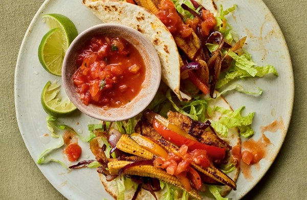 Chicken & baby corn fajitas