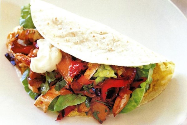 Chicken & capsicum tortillas