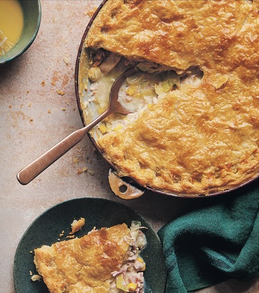 Chicken & ham hock pot pie