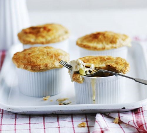 Chicken & leek pot pies 
