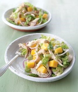 Chicken & mango salad with cashews