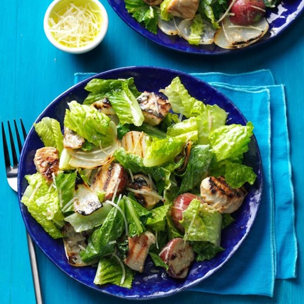 Chicken & onion Caesar salad