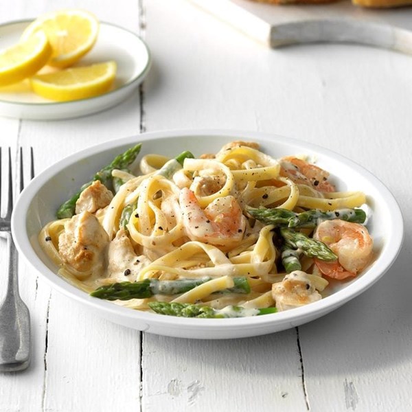 Chicken & shrimp with lemon cream sauce