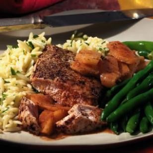 Chicken & spiced apples