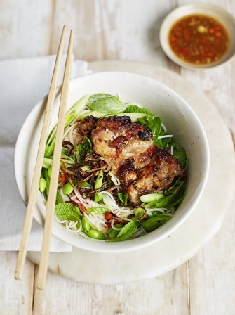 Chicken & spring green bun cha