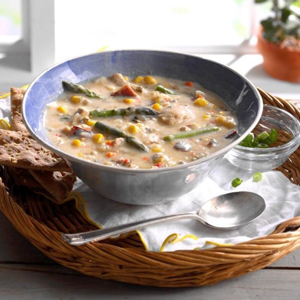 Chicken & vegetable wild rice soup