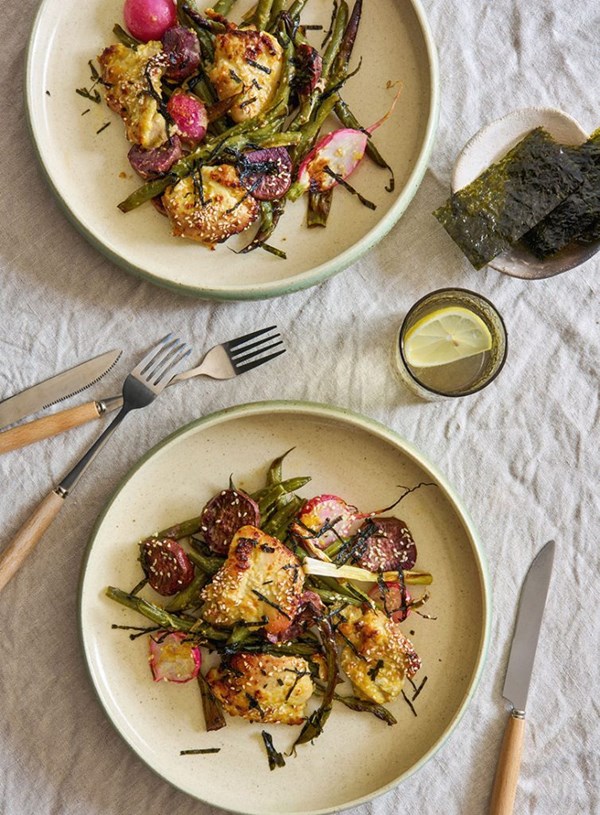 Chicken & vegetables with sesame dressing