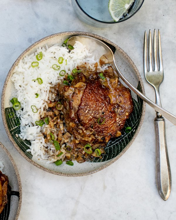 Chicken adobo with coconut milk (Adobo sa gatâ)