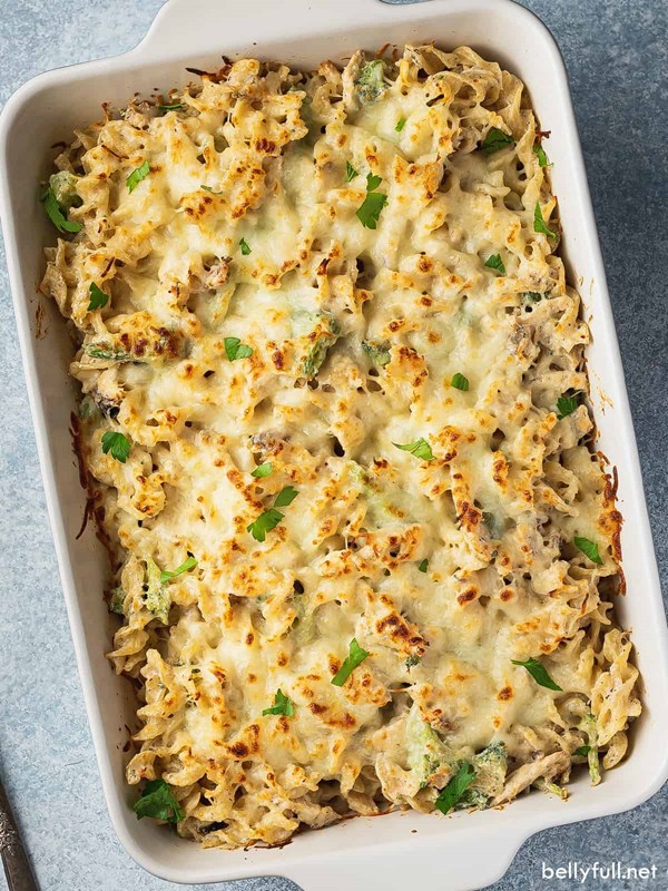 Chicken Alfredo bake