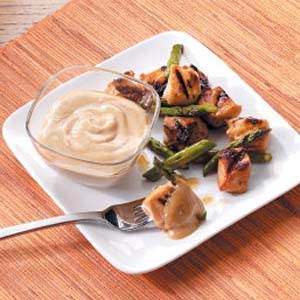 Chicken and asparagus kabobs