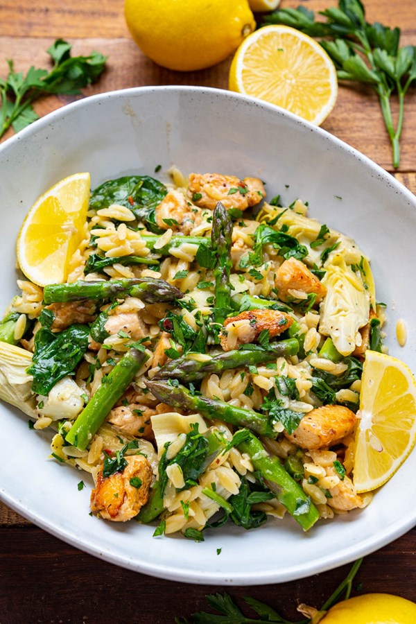 Chicken and asparagus spinach and artichoke pasta