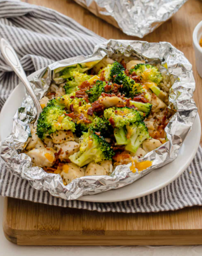 Chicken and broccoli foil packs
