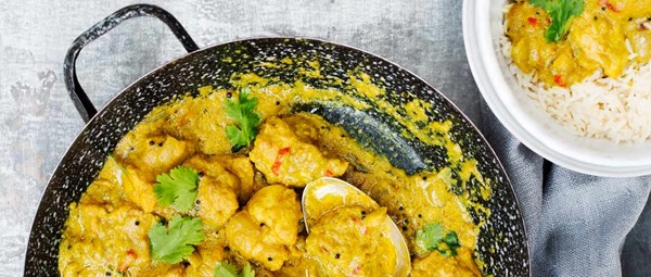 Chicken and cashew curry