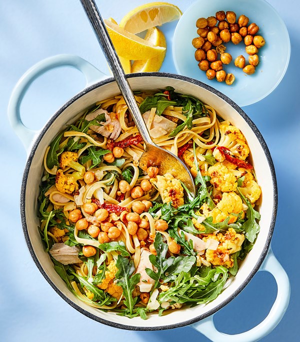 Chicken and cauliflower pasta
