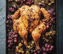 Chicken and grapes with sherry vinegar