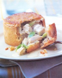 Chicken and leek pie
