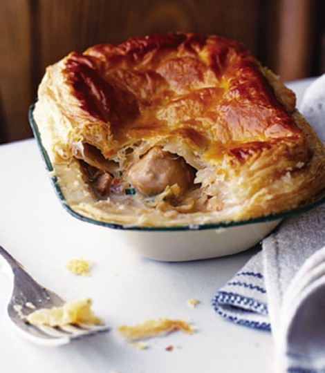Chicken and leek pie