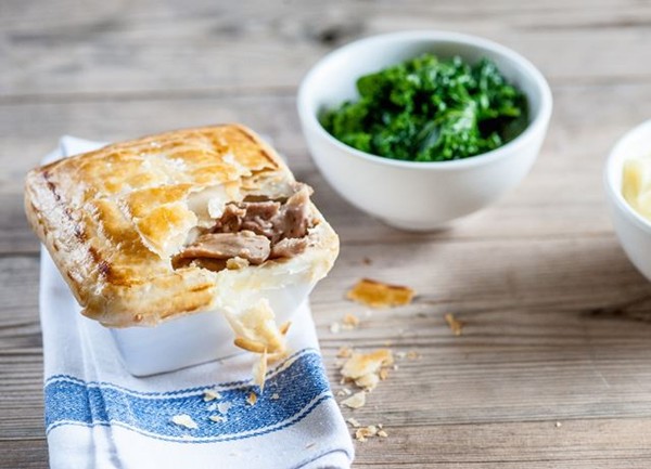 Chicken and mushroom pie 2