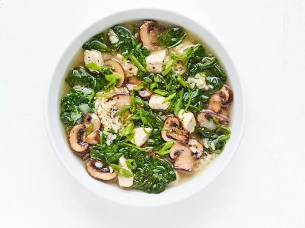 Chicken and mushroom soup with brown rice