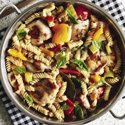 Chicken and pasta pot