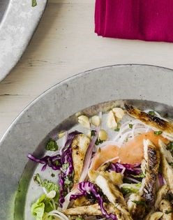 Chicken and peanut Vietnamese salad