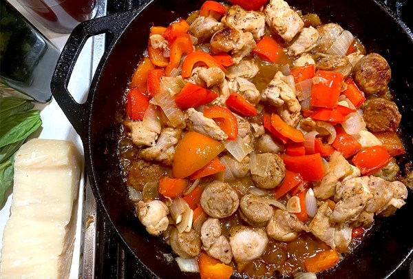 Chicken and sausage in vinegar