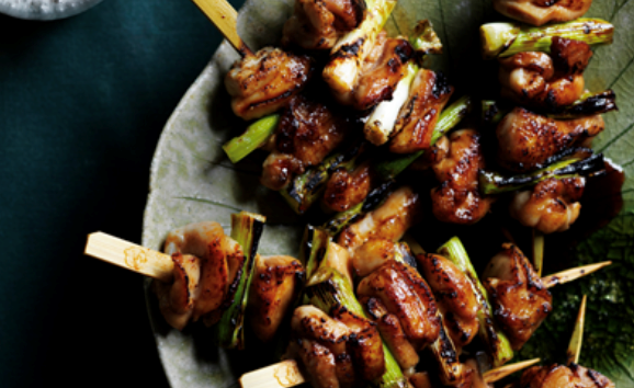 Chicken and spring onion skewers (Yakitori negima)