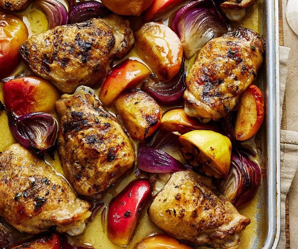 Chicken, apple & mustard traybake