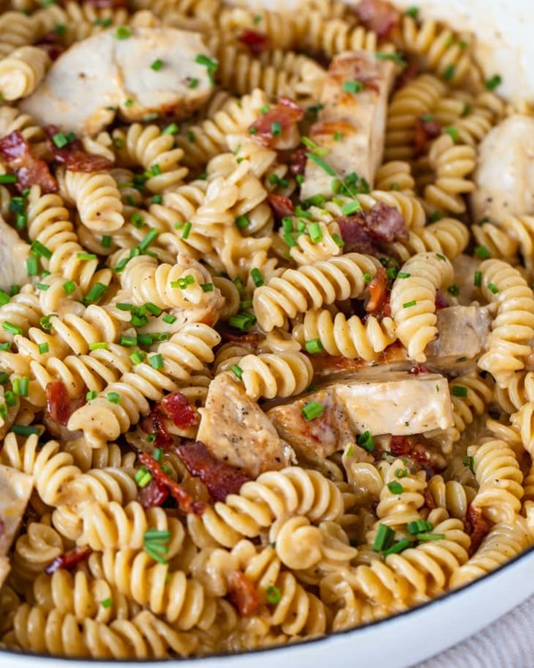 Chicken bacon ranch pasta