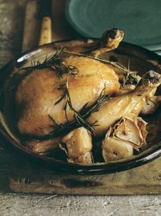 Chicken baked in the pot with garlic