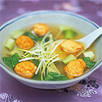 Chicken balls and pak choy in soup