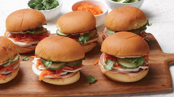 Chicken banh mi slider