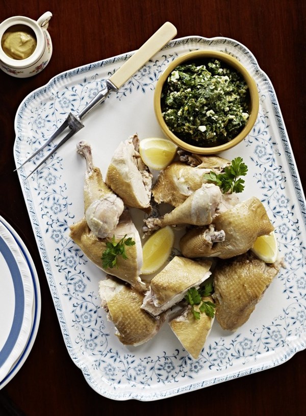 Chicken bollito with salsa verde (Bollito pollo)