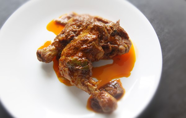 Chicken braised in spices and ghee (Chicken ghee roast)