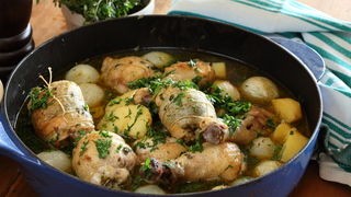 Chicken braised with figs, honey and vinegar