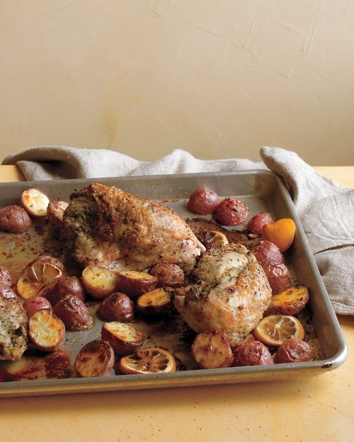 Chicken breasts with parsley-caper pesto