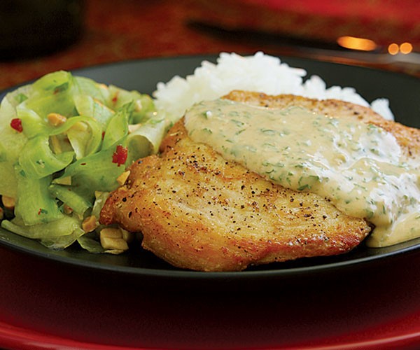 Chicken breasts with red Thai curry peanut sauce