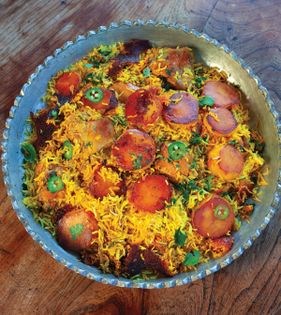 Chicken briyani with potato crust (Beriyani-e morgh)