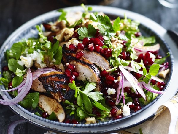 Chicken, burghul & pomegranate salad