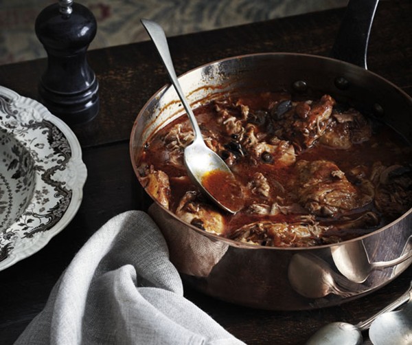 Chicken cacciatore (Pollo alla cacciatora)