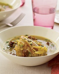 Chicken chorba with walnuts