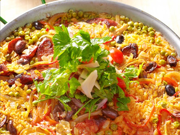 Chicken-chorizo paella