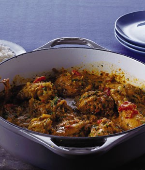Chicken curry with cashews