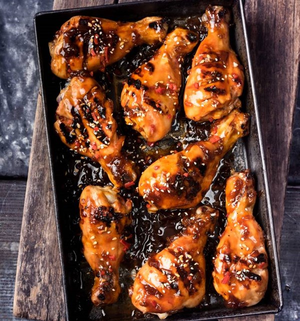 Chicken drumsticks with ginger barbecue sauce