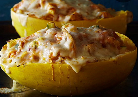 Chicken enchilada-stuffed spaghetti squash