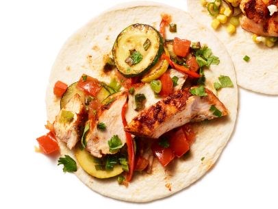 Chicken fajitas with summer squash