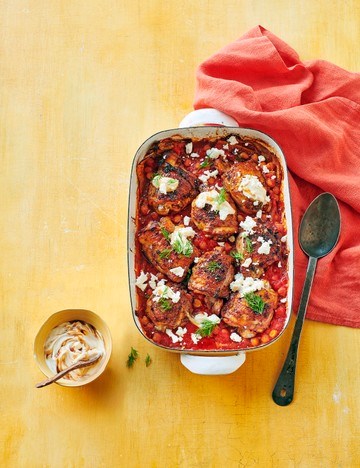 Chicken, fennel and pomegranate molasses traybake