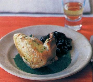 Chicken fricassee with spinach and sorrel (Poulet fricassée à l'oseille et aux épinards)