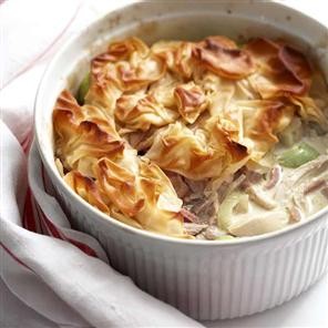 Chicken, ham and leek filo pie